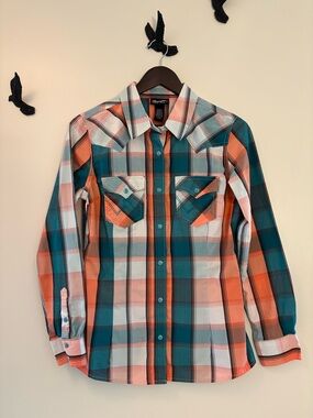 Wrangler Retro Turquoise & Peach Plaid Snap-front Western Shirt
